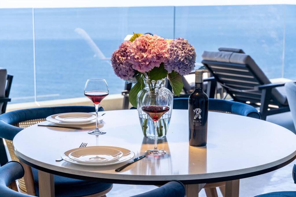 New&Luxury 5* With An Amazing View - Pure Apartment ドゥブロブニク エクステリア 写真