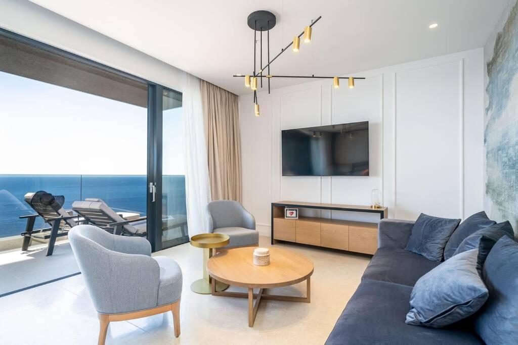 New&Luxury 5* With An Amazing View - Pure Apartment ドゥブロブニク エクステリア 写真
